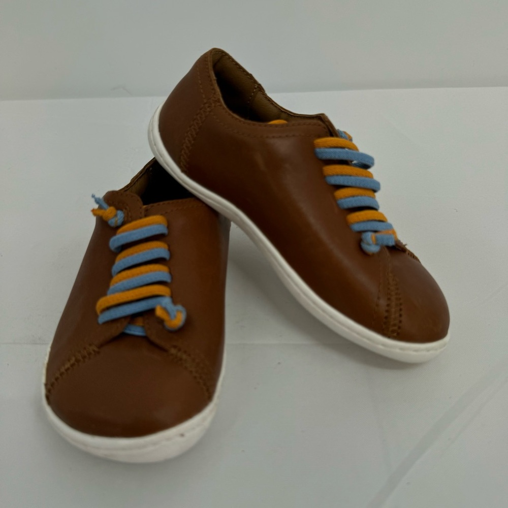 NWOB Camper  Kids Boys Sneaker  EU 27 Brown New